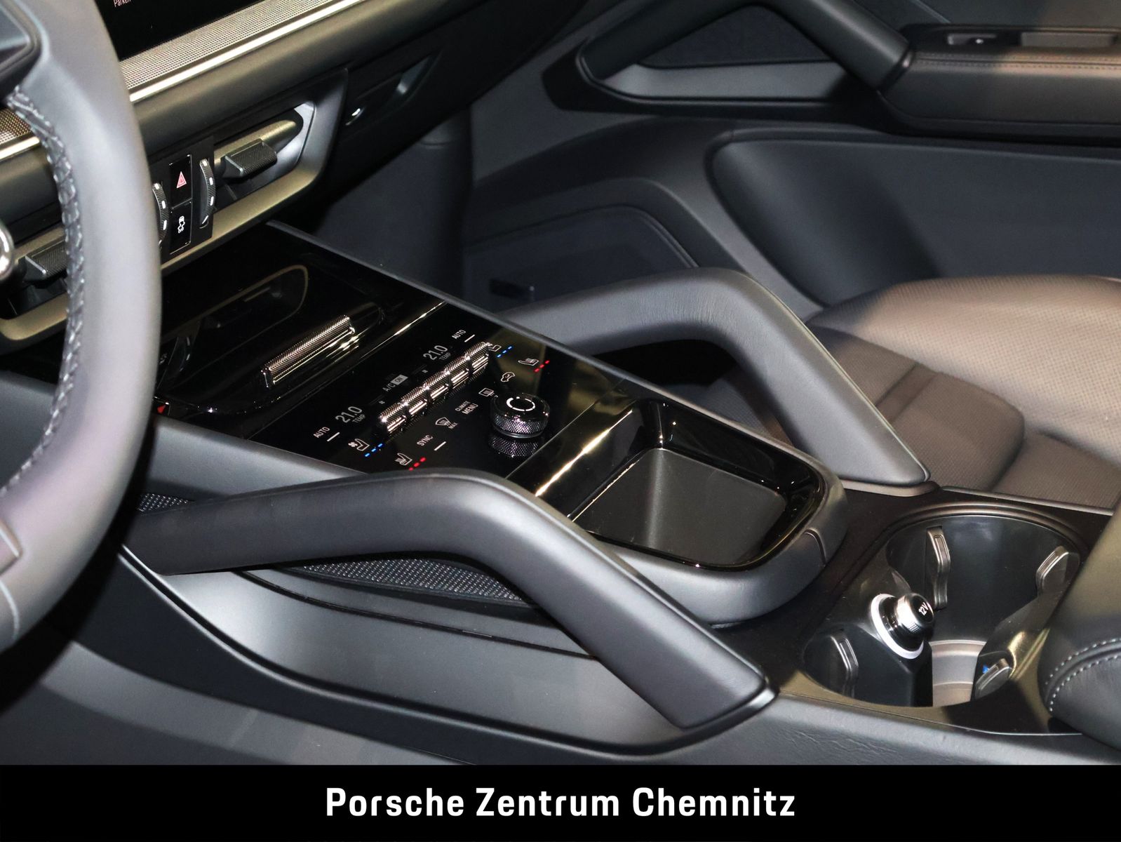 Porsche Cayenne E-Hybrid Sitzbelüft.;Head-Up;BOSE;Pano