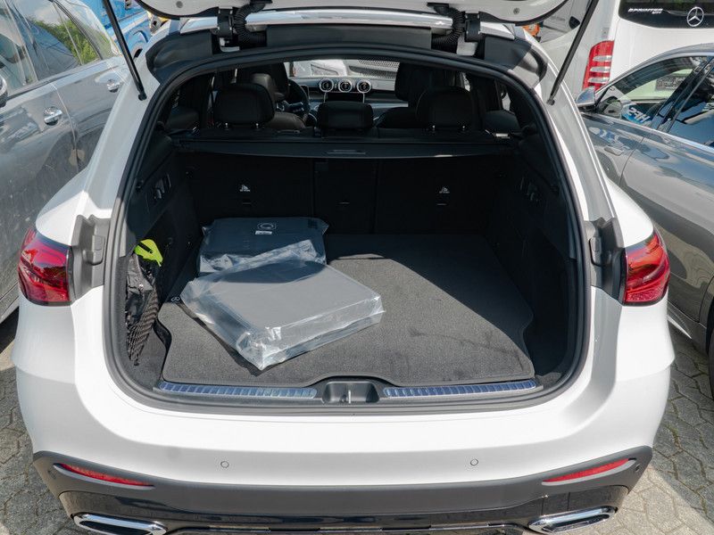 Mercedes-Benz GLC 300 de 4M AMG-Sport/Pano/Burm/AHK/Distr/Memo
