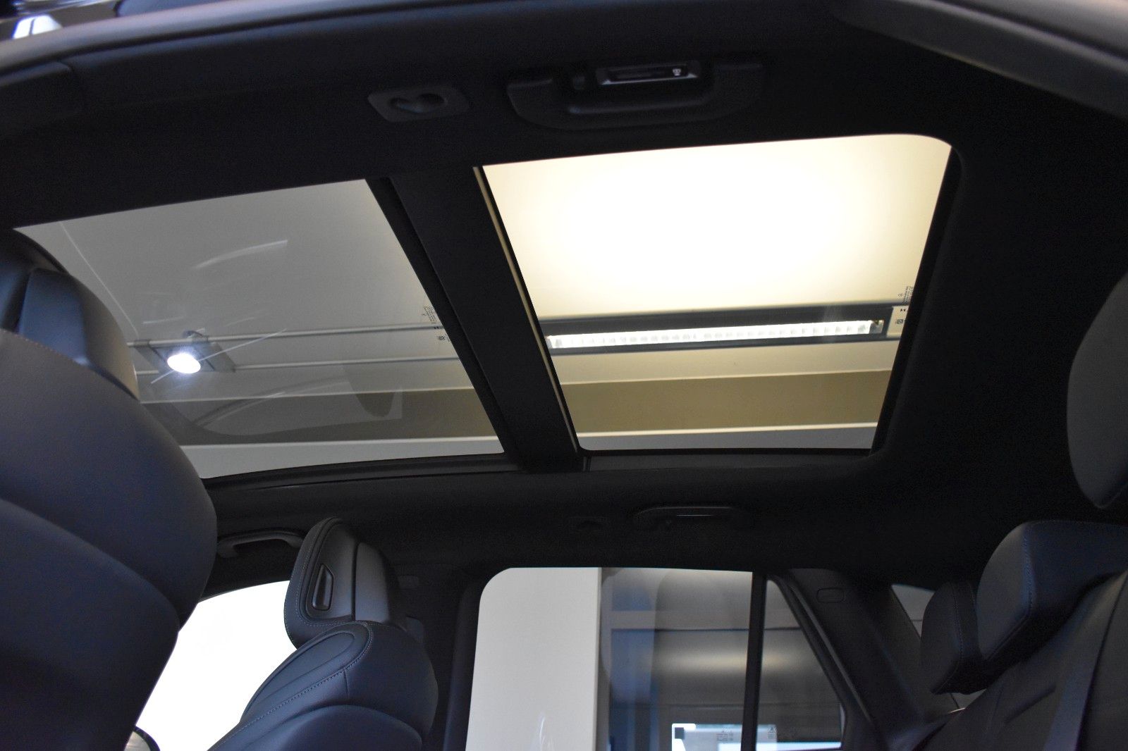 Mercedes-Benz GLC 300 de 4M AMG Line"PANO"AHK"DIG.LIGHT"360CAM