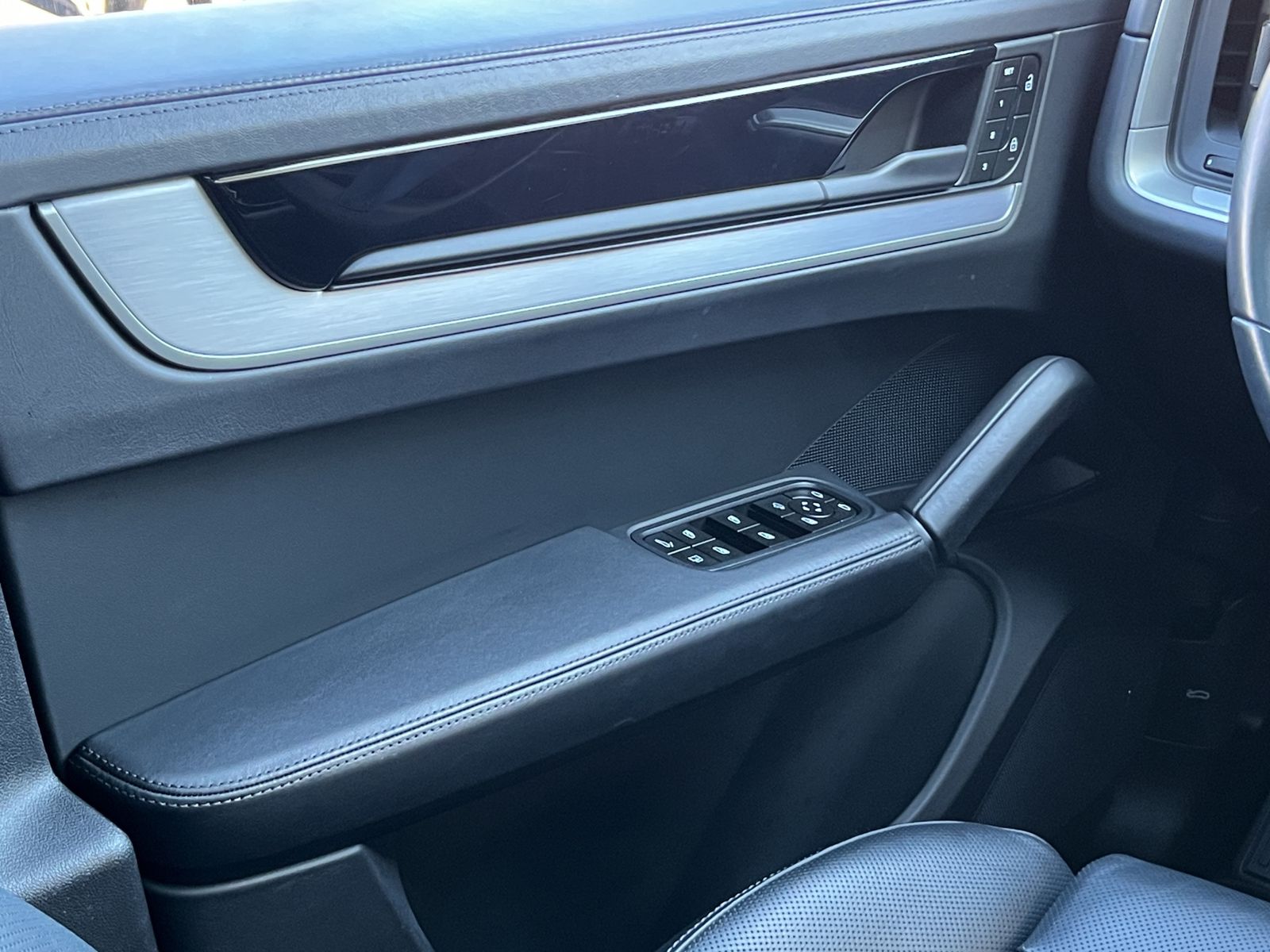 Porsche Cayenne E-Hybrid*Coupe*HuD*Vico*SportChrono*BOSE