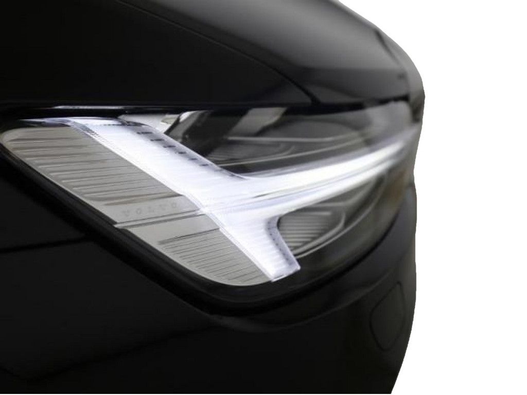 Volvo V60 T6 Ultra Dark Recharge Plug-In Hybrid AWD