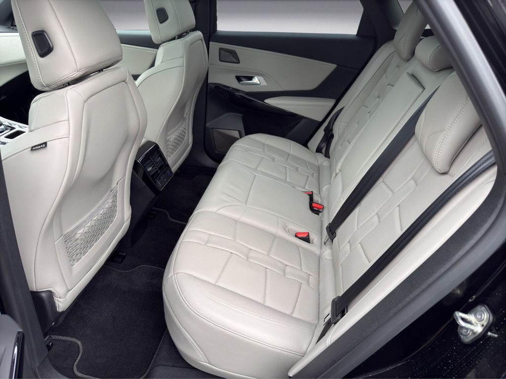 DS Automobiles DS 7 1.6 E-Tense 360 Performance 4x4 PANO/21"