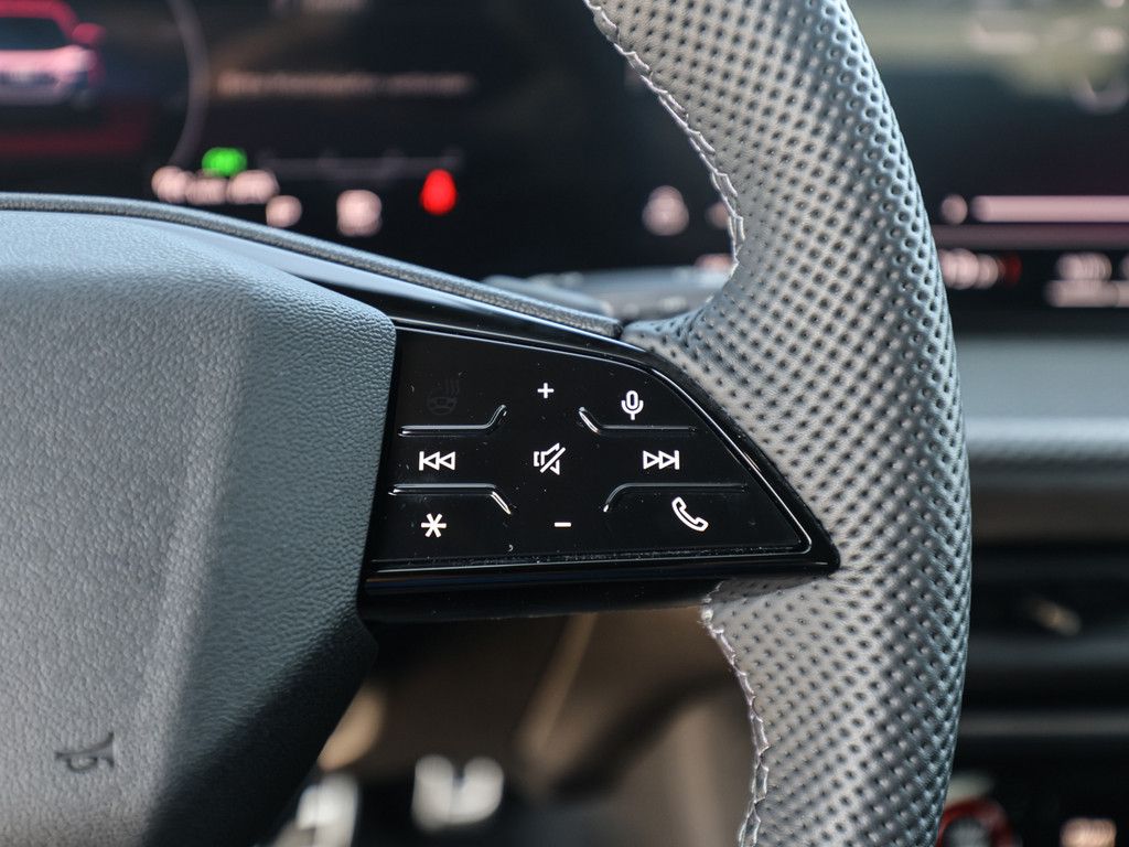 Audi Q5 Sportback TDI quattro - Samsaru's Car Outlet