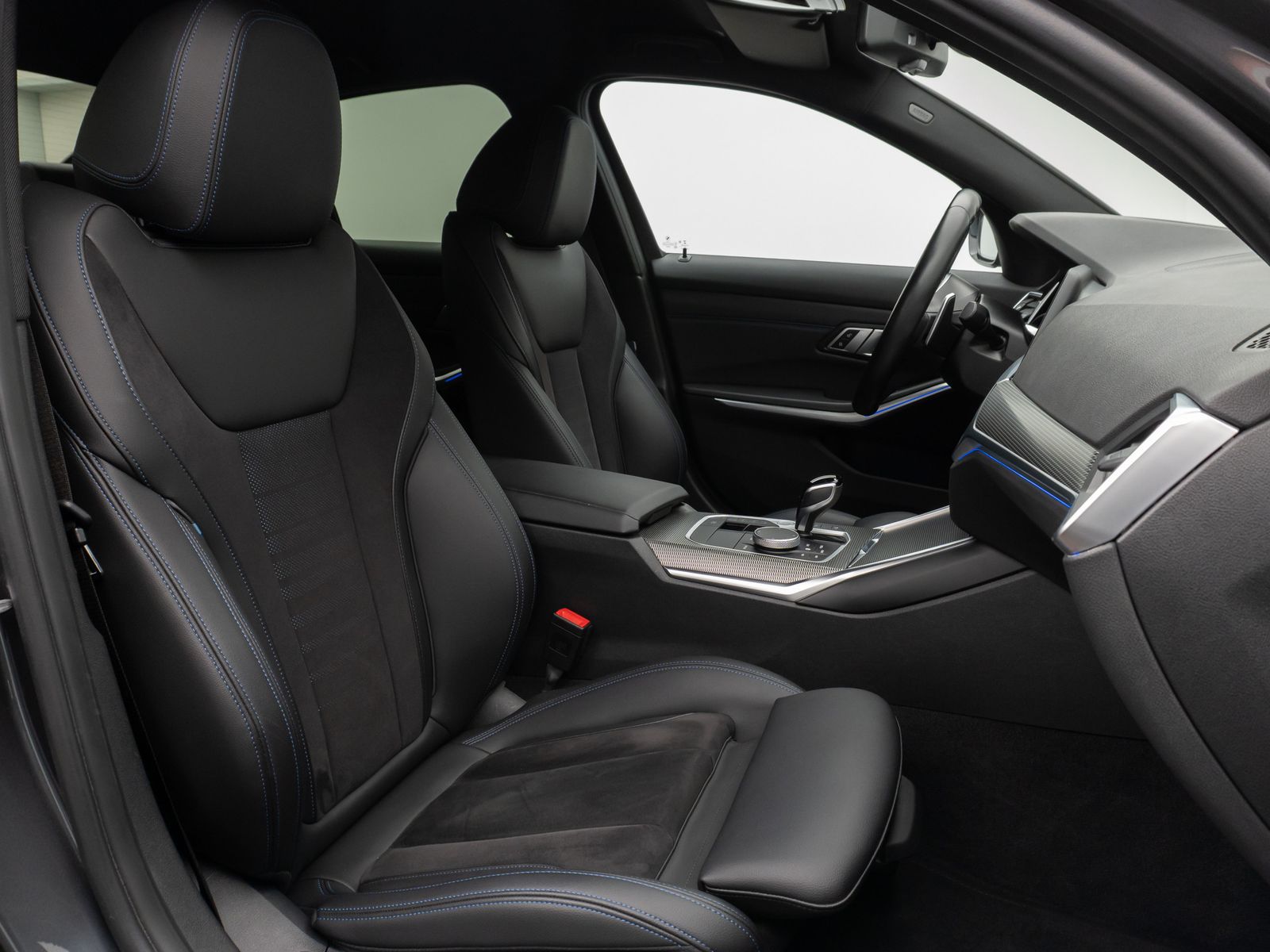 BMW 330i xD M Sport - Samsaru's Car Outlet