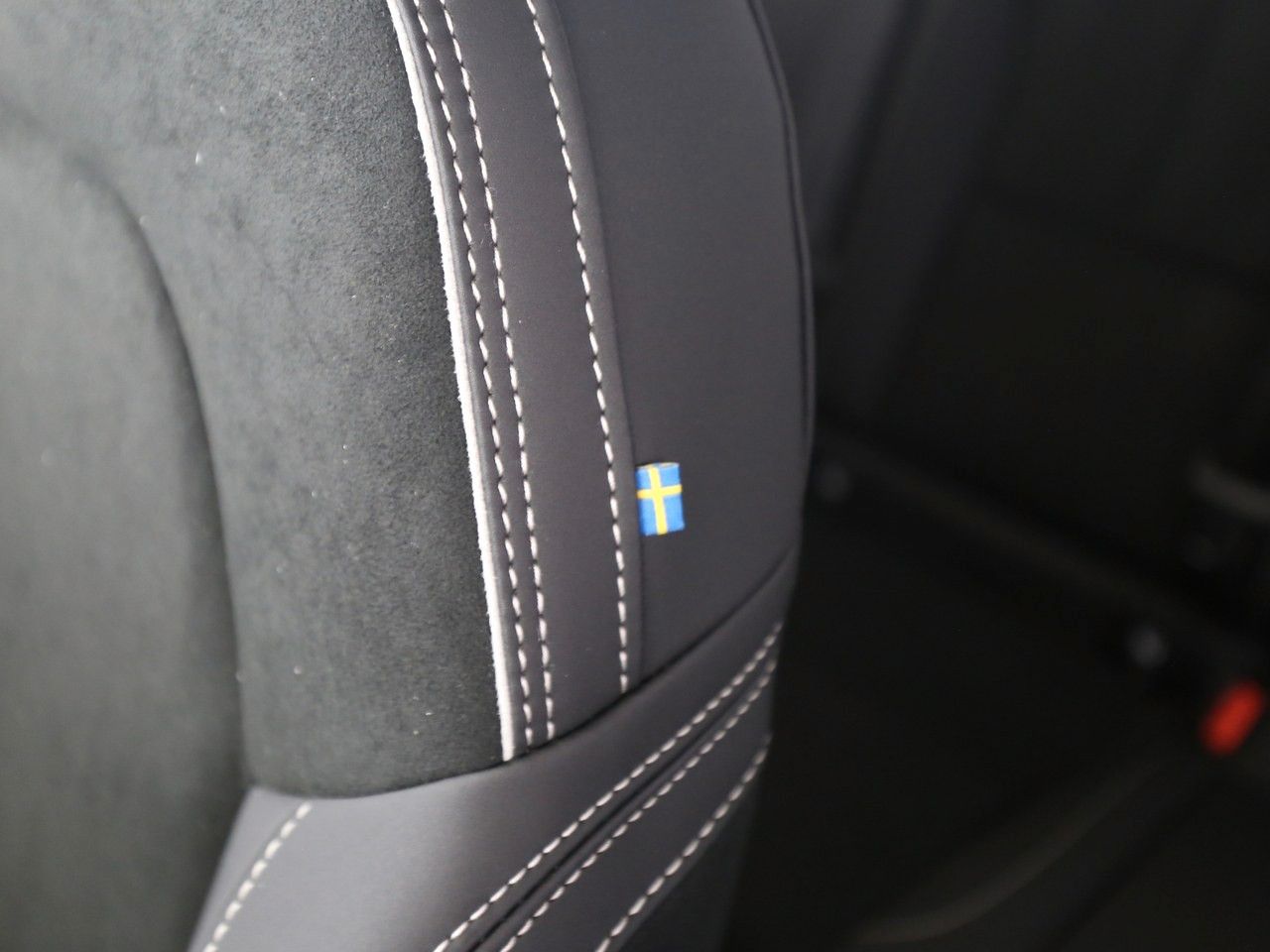 Volvo XC40 B3 Ultra Black Edition*AHK*Business-P*