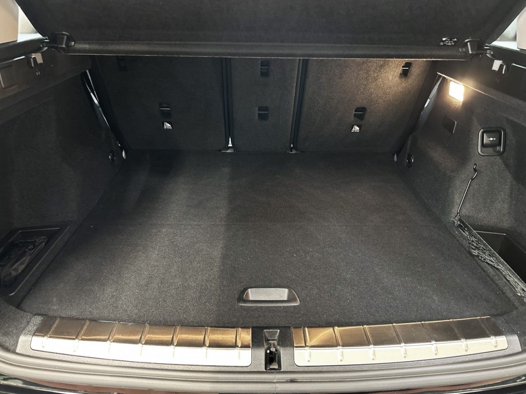 BMW X1 xDrive25e Advantage - Samsaru's Car Outlet