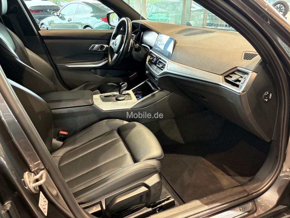 BMW 320i Touring M Sport Auto - Samsaru's Car Outlet