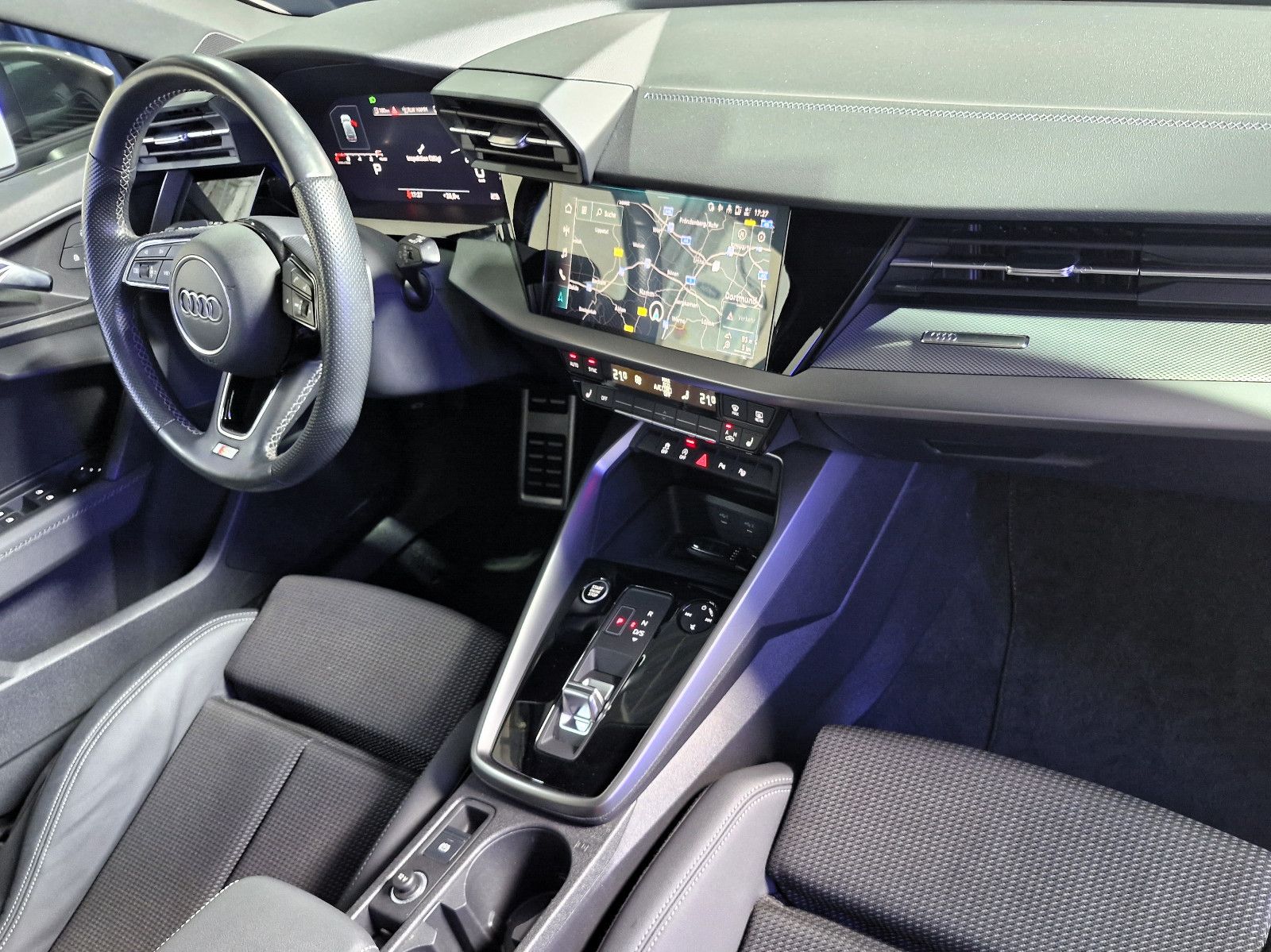 Audi A3 Sportback 35 TFSI 2xS Line - Samsaru's Car Outlet