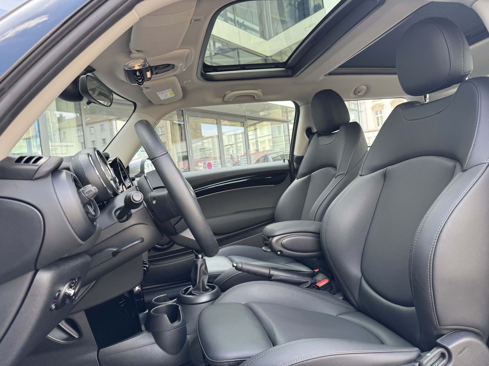 MINI One 3-Türer - Samsaru's Car Outlet