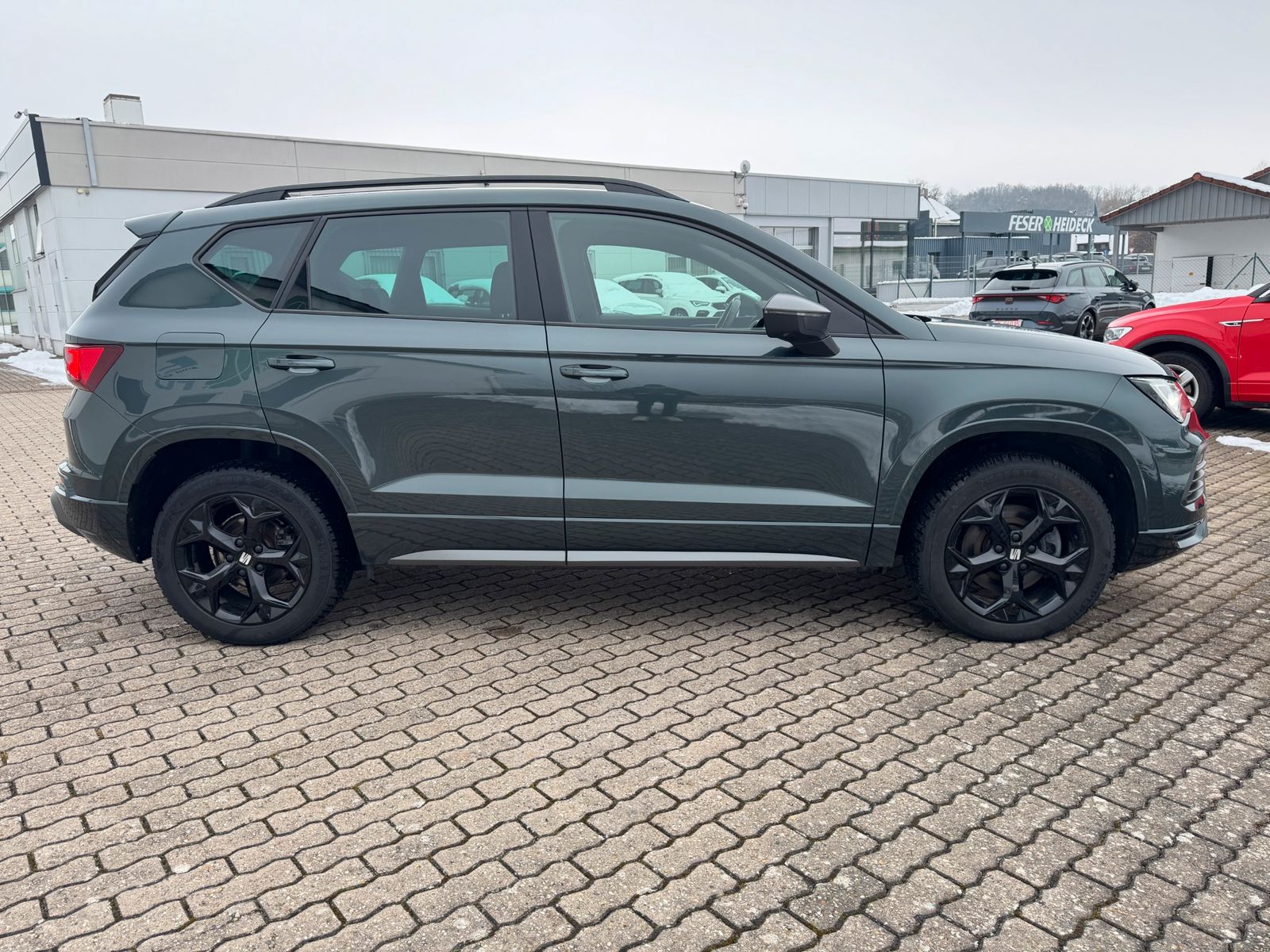 Seat Ateca FR 2.0 TSI DSG 4Drive ACC AHK PANO