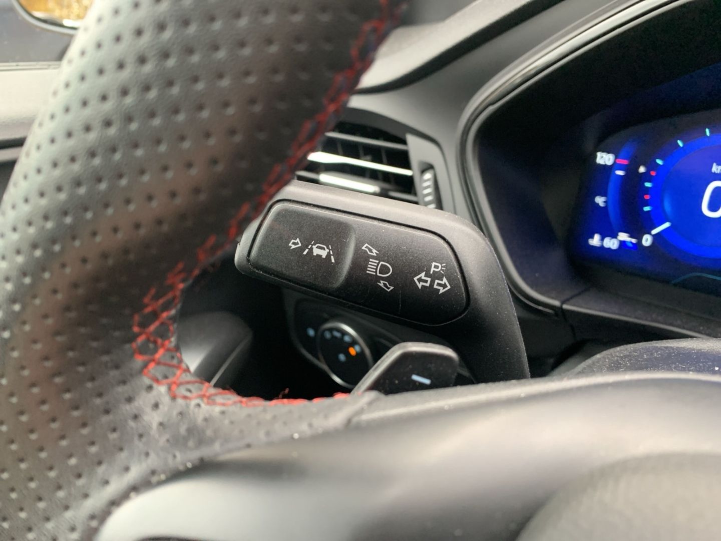 Ford Focus 1.5 EcoBlue Turnier ST-Line X Navi Digital