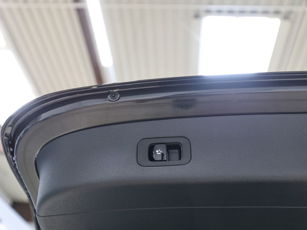 Mercedes-Benz GLC 200 d 4M Avantgarde Advanced + AHK Distr. LE
