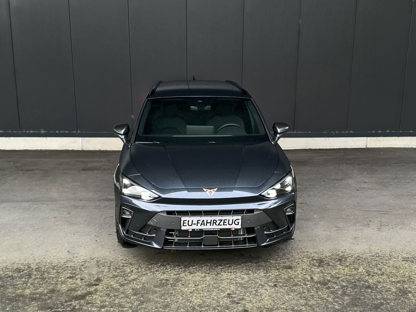 Cupra Leon Sportstourer 1.5 eTSI - Samsaru's Car Outlet