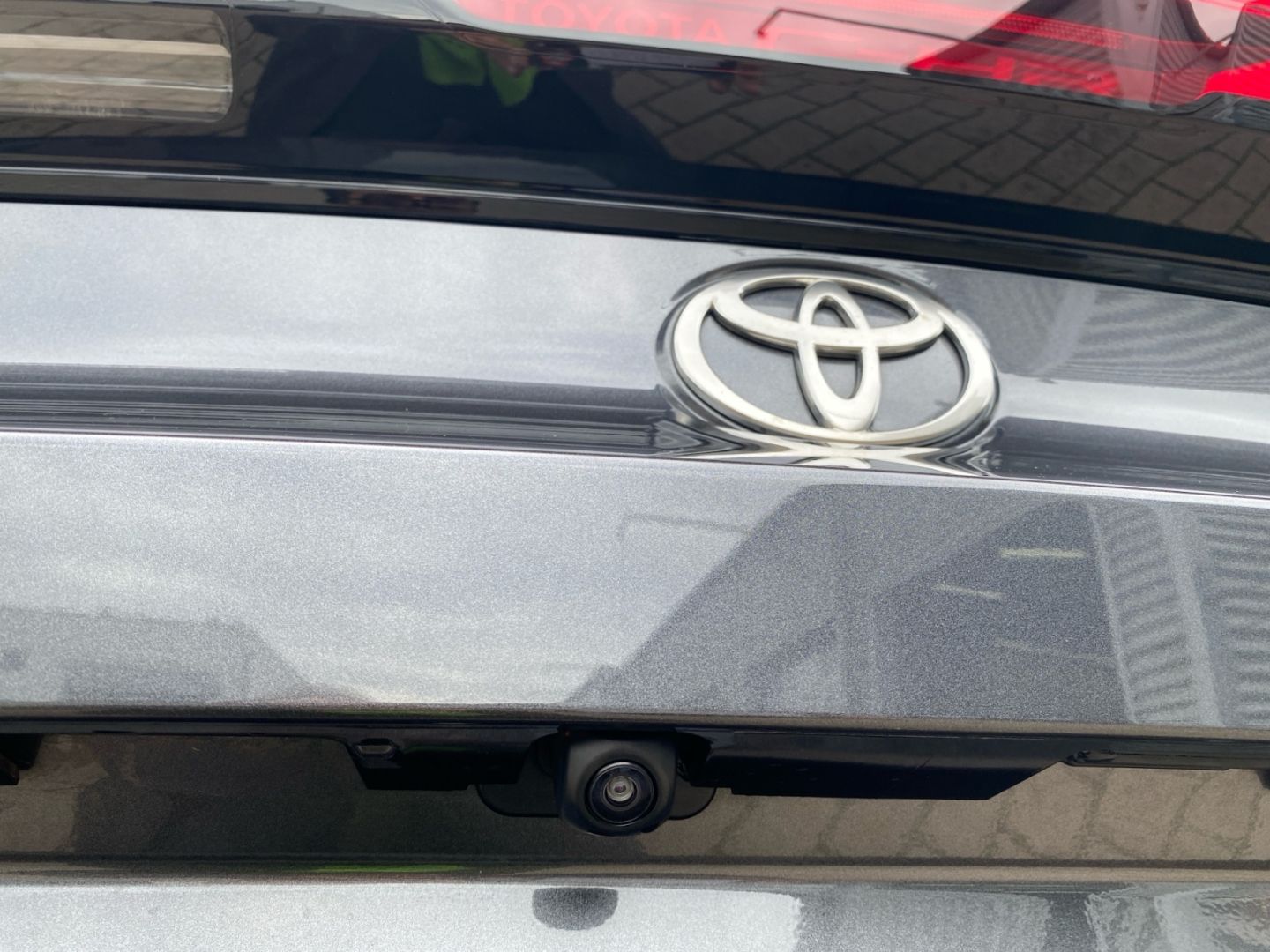 Toyota C-HR 1.8 Hybrid Team D *Technik-Paket*CAM*SHZ*AC