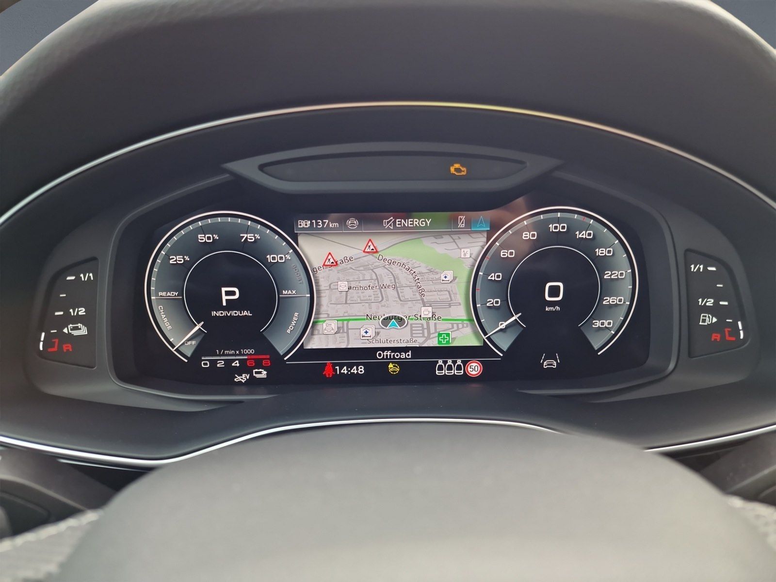 Audi Q7 55 TFSI e qu 2x S line MATRIX Pano Allradlenk