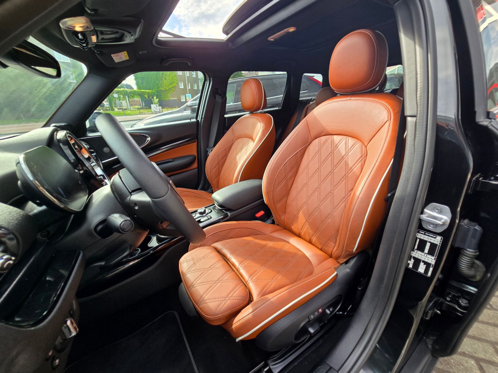 MINI COOPER Clubman MINI Yours - Samsaru's Car Outlet