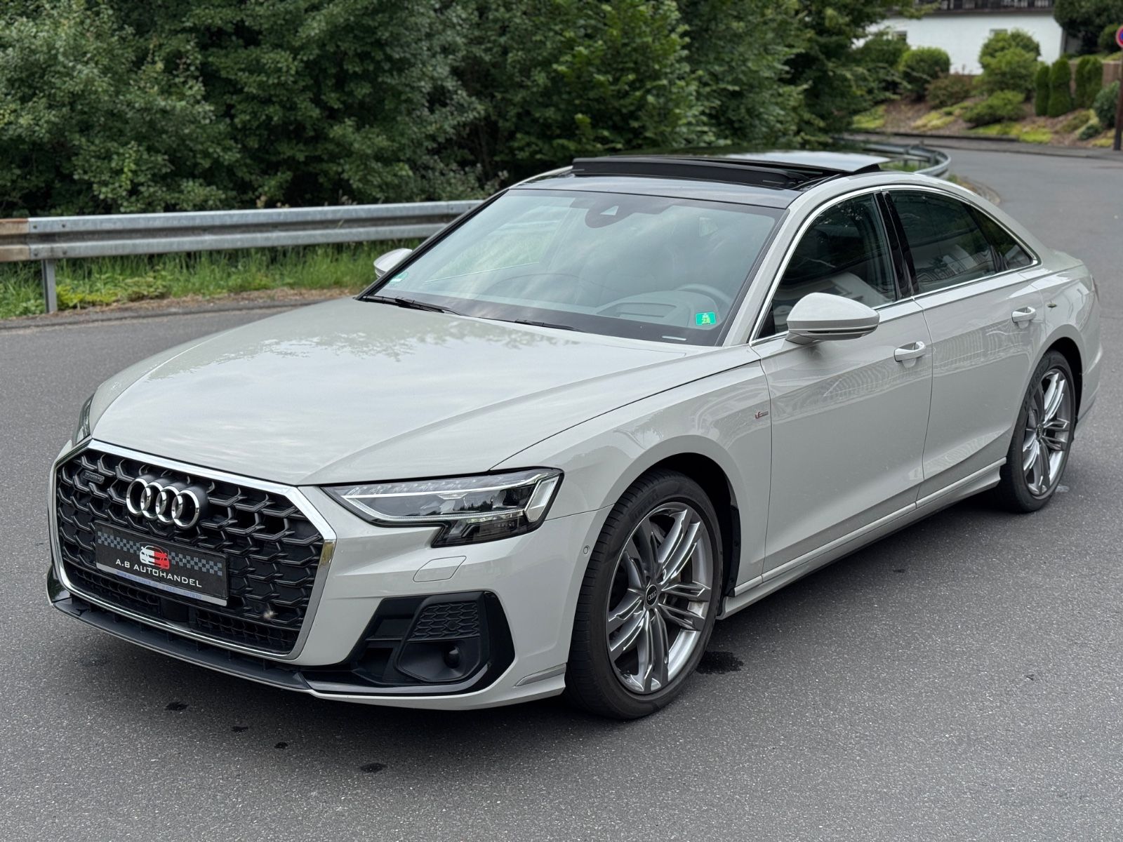 Audi A8 55 TFSI quattro S-line - Samsaru's Car Outlet