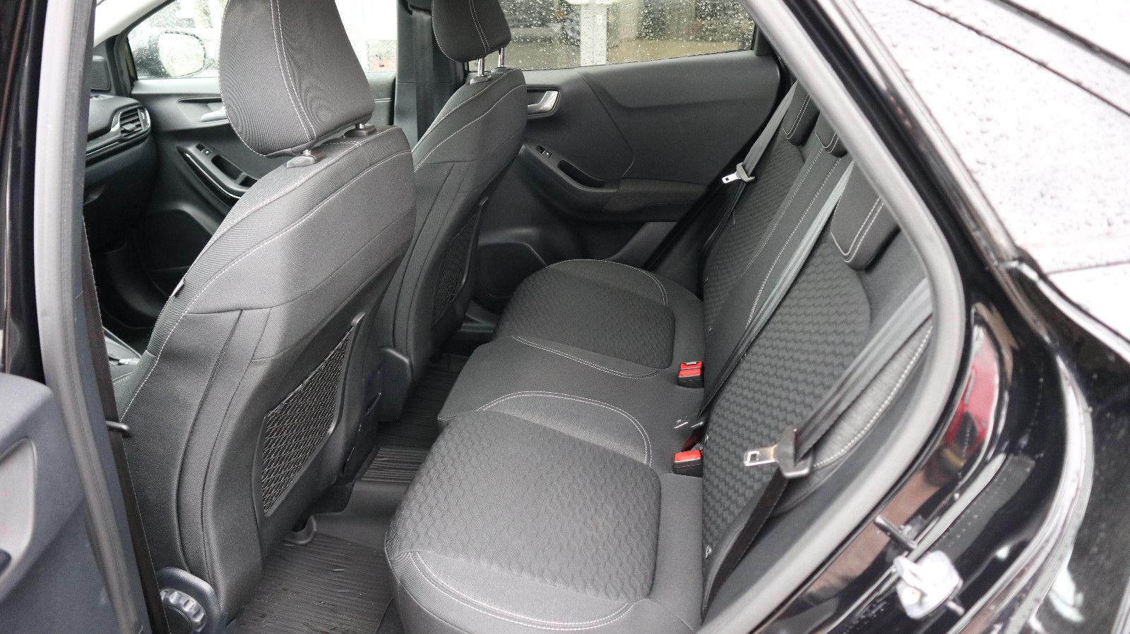 Ford Puma Titanium - Samsaru's Car Outlet