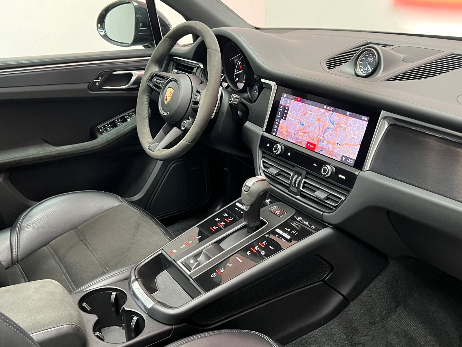 Porsche Macan GTS - Samsaru's Car Outlet