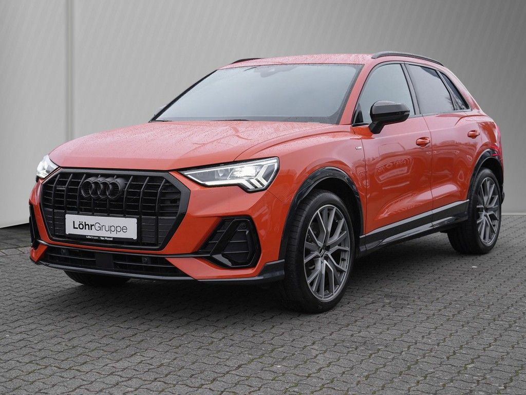 Audi Q3 40 TFSI quattro S tronic S Line /AHK/LED/RFK