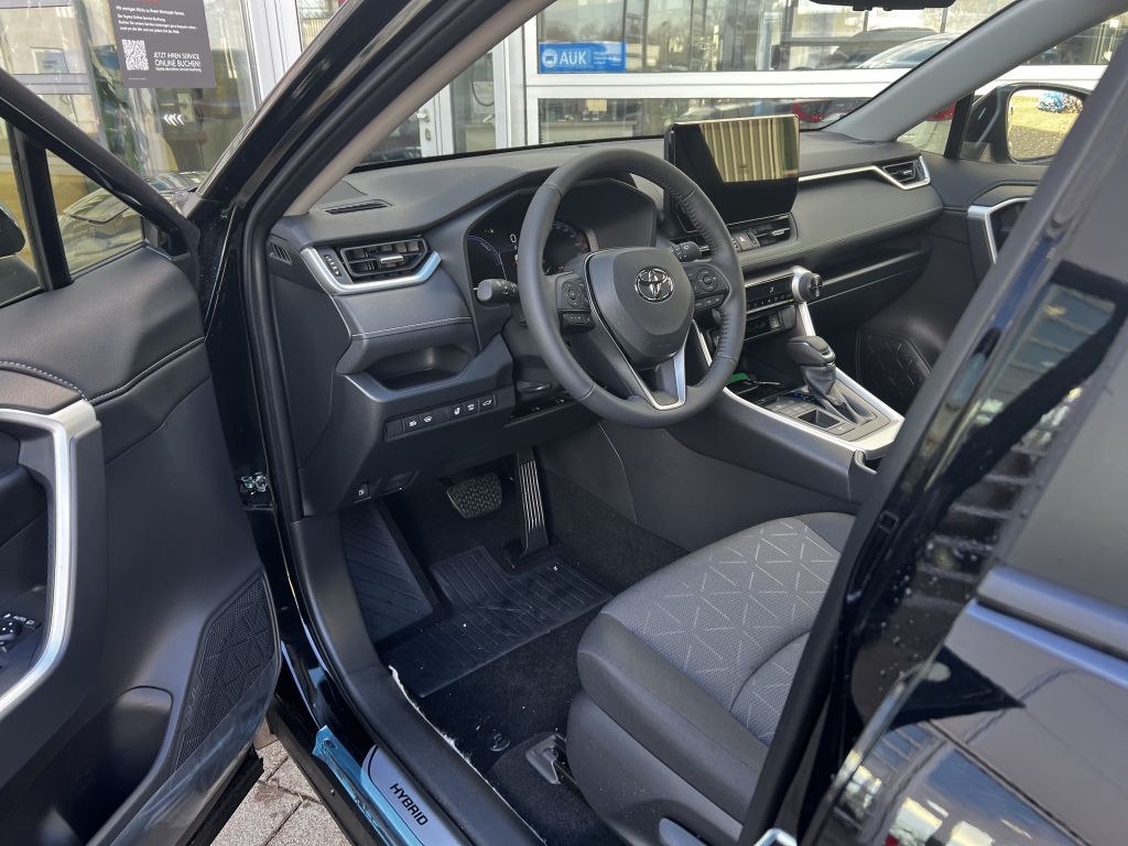 Toyota RAV 4 2.5 4x2 Hybrid Teamplayer mit Technik Pake