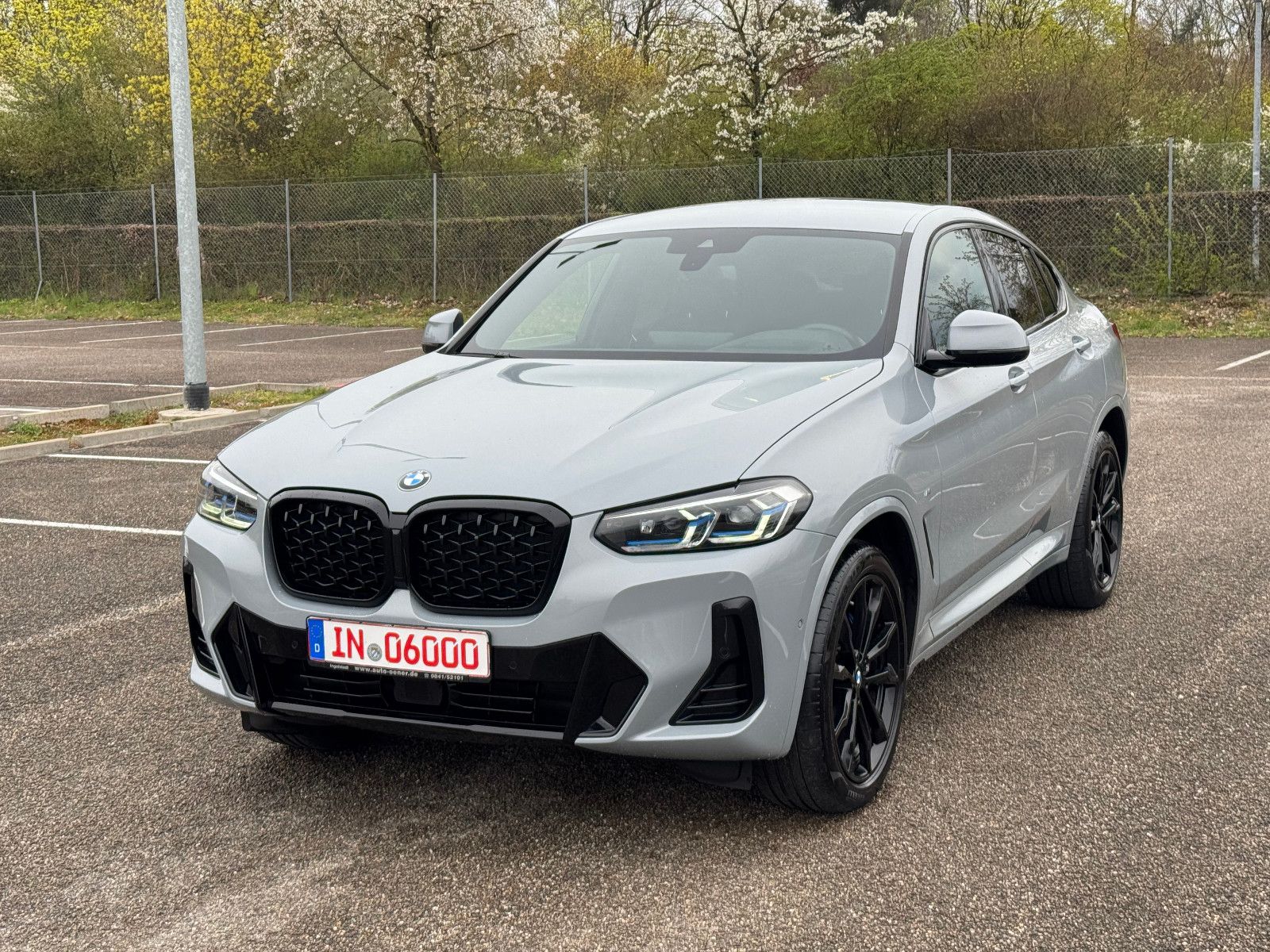 BMW X4 xDrive30d*M Sport*Laserlicht*HUD*AHK*SHZ*Kam.