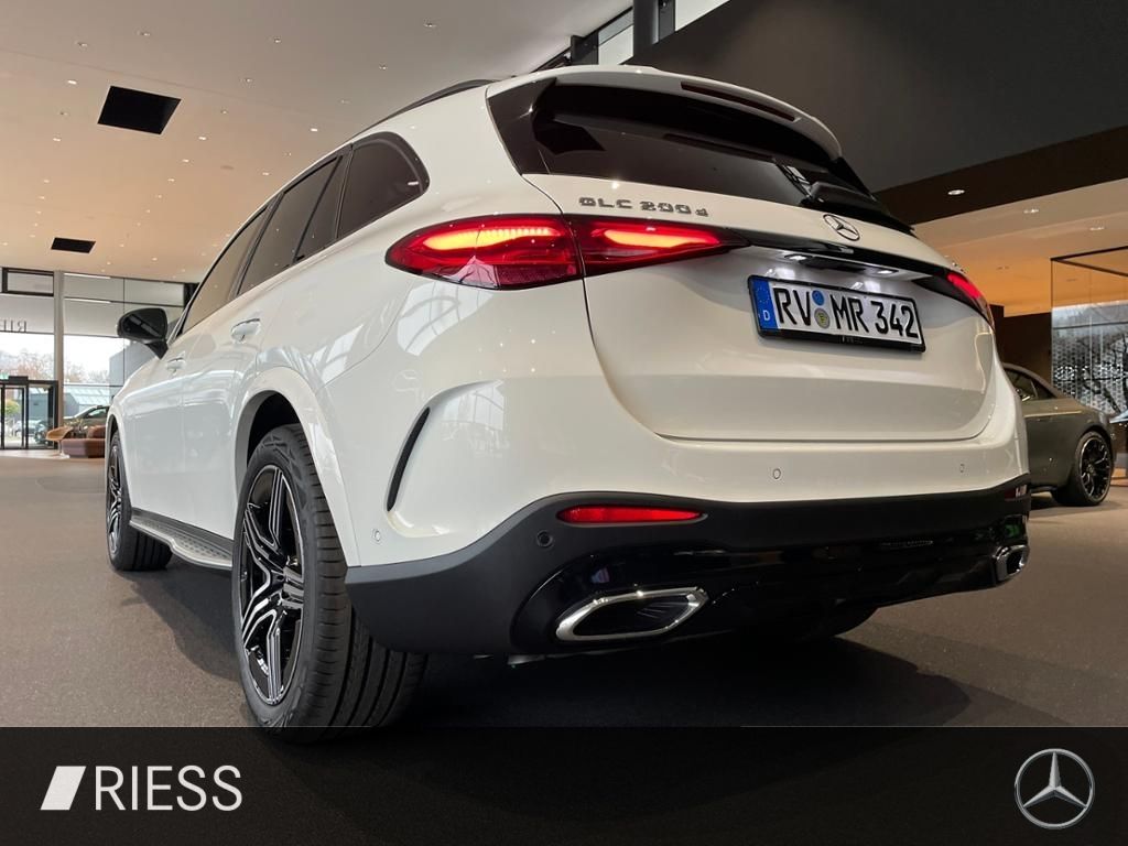 Mercedes-Benz GLC 200 d AMG+PANO+AHK+DIGI LIGHT+KEYL+DISTRONIC