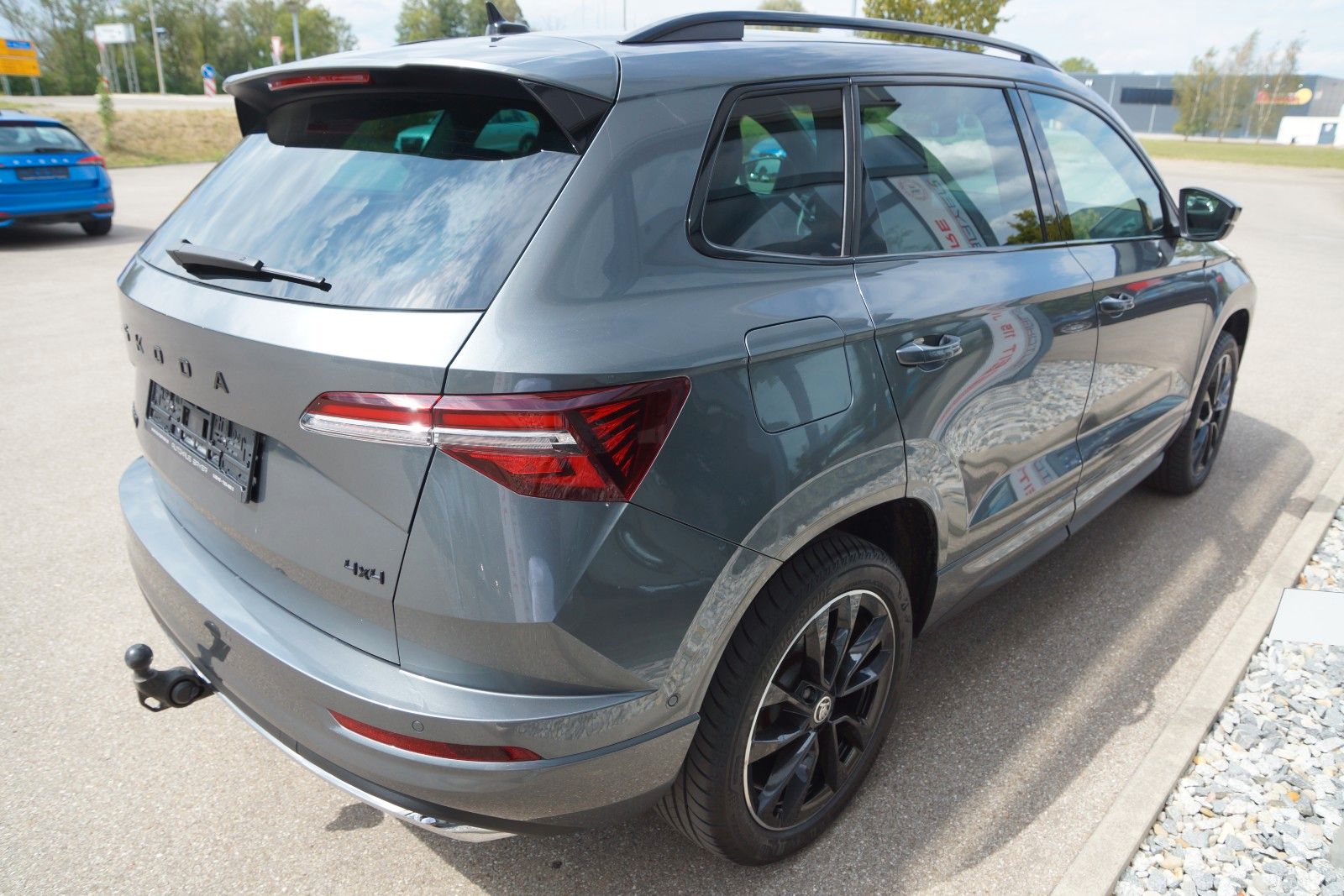 Skoda Karoq 2.0TSI SL 4x4 DSG!360°!ACC!AHK!St.Hzg!GAR!