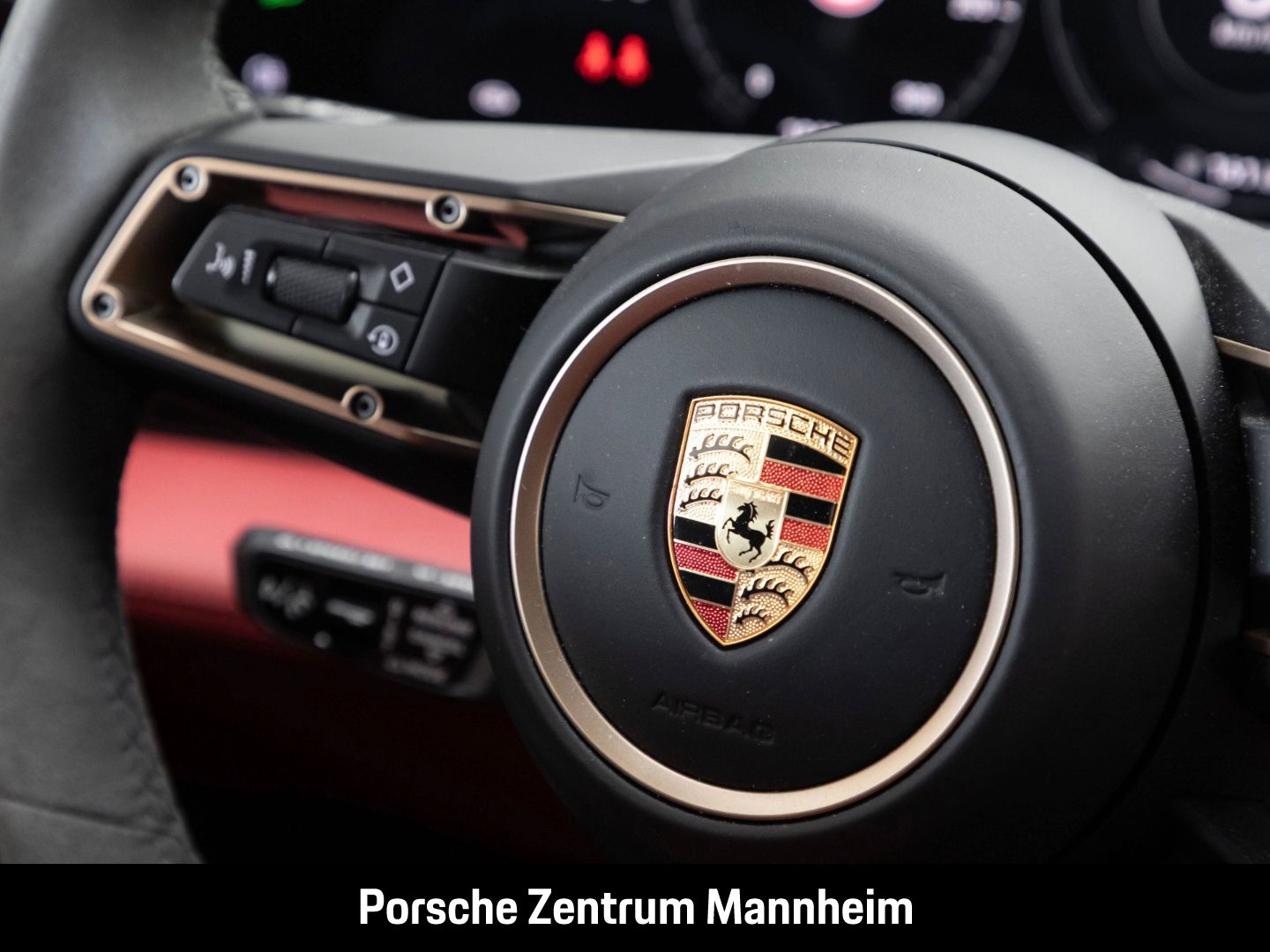 Porsche Taycan GTS Sport Turismo Pano InnoDrive Surround
