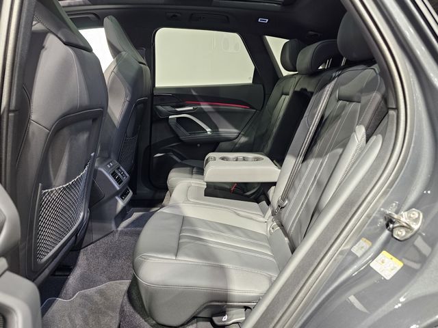 Audi Q5 TFSI S Line Pano Beifahrerdis.AHK 360'' 20 Zo
