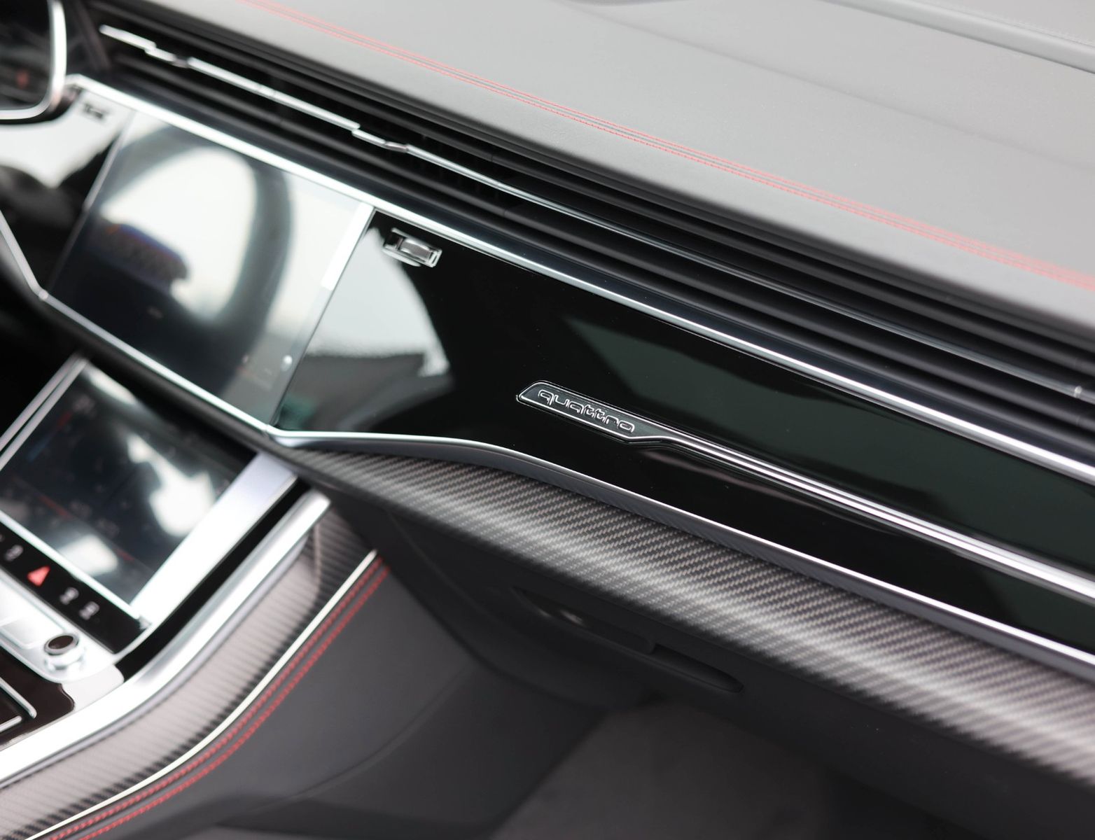 Audi Q8 60 TFSIe Quattro - Samsaru's Car Outlet