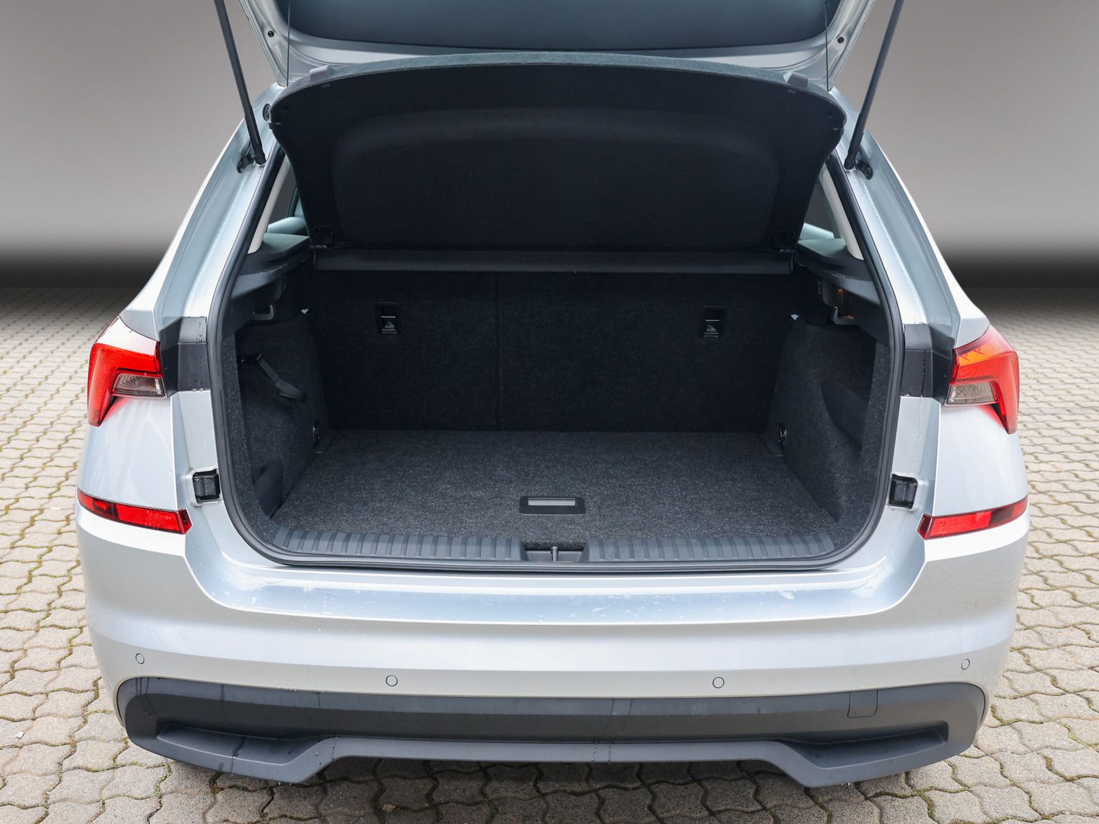 Skoda Kamiq 1.0 TSI Active - Samsaru's Car Outlet