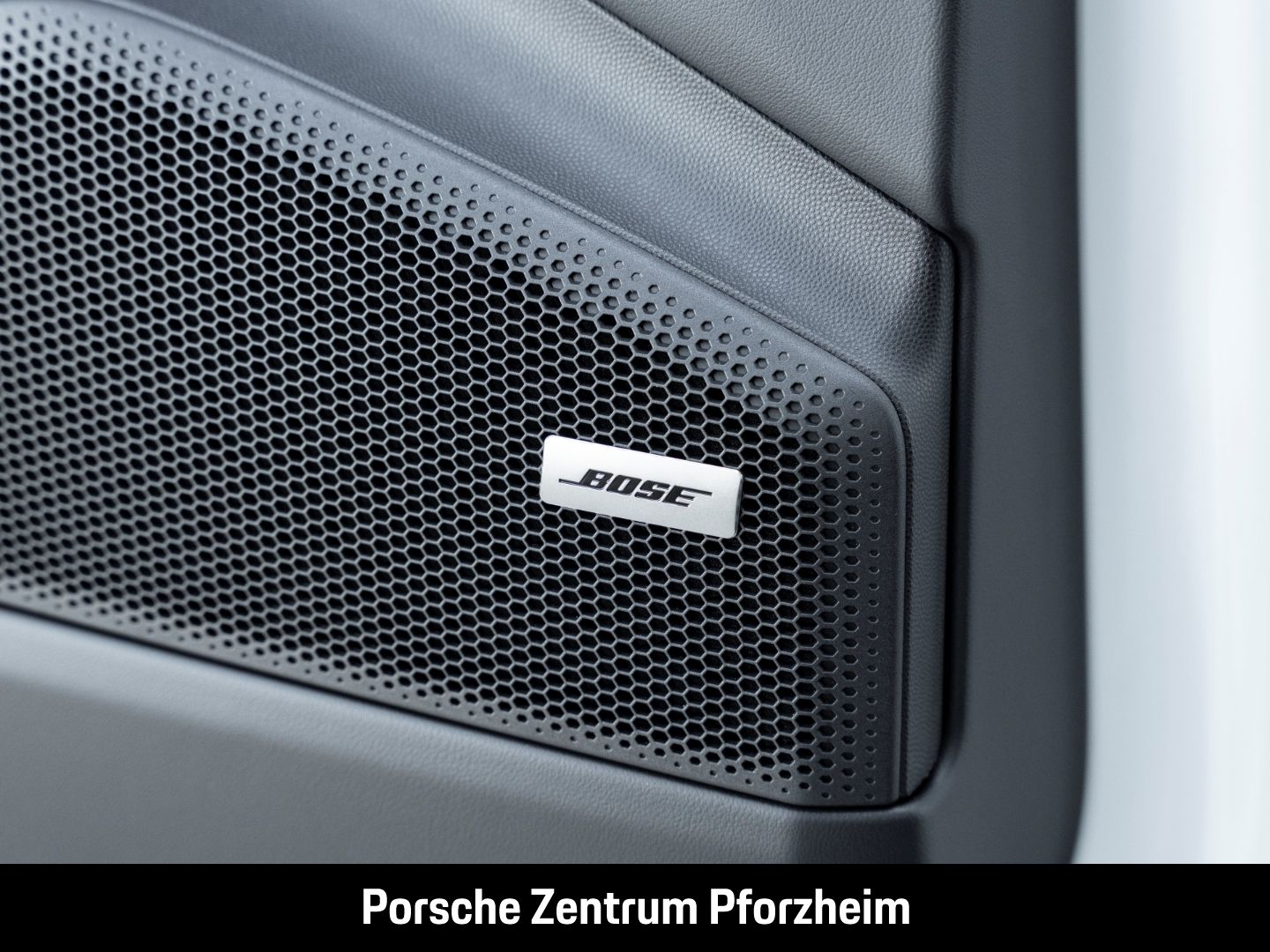 Porsche Macan 4S InnoDrive Surround-View LED-Matrix