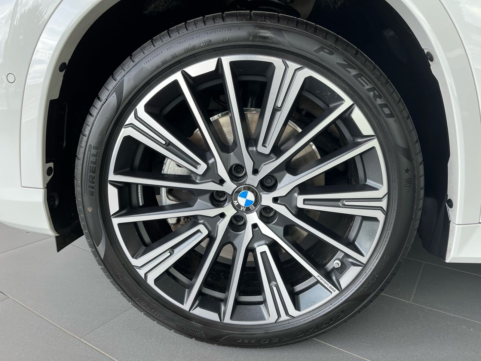 BMW X1 xDrive23i Inkl. €1.190 Zubehörbonus* M Sportp