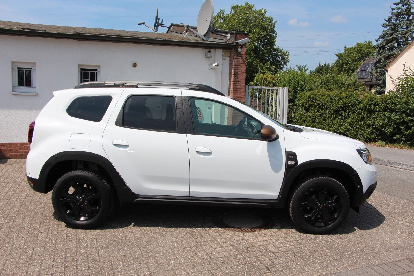 Dacia Duster TCe 150 EDC Extreme - Samsaru's Car Outlet
