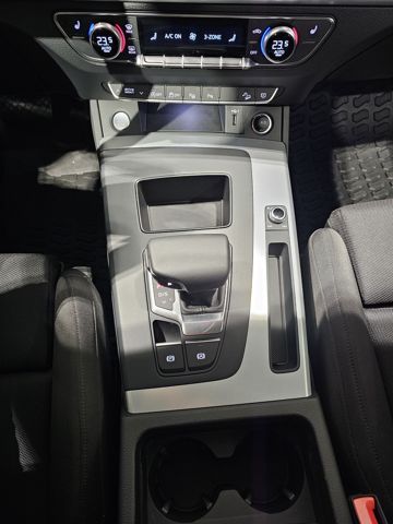 Audi Q5 40 TDI Q. Sport - Samsaru's Car Outlet
