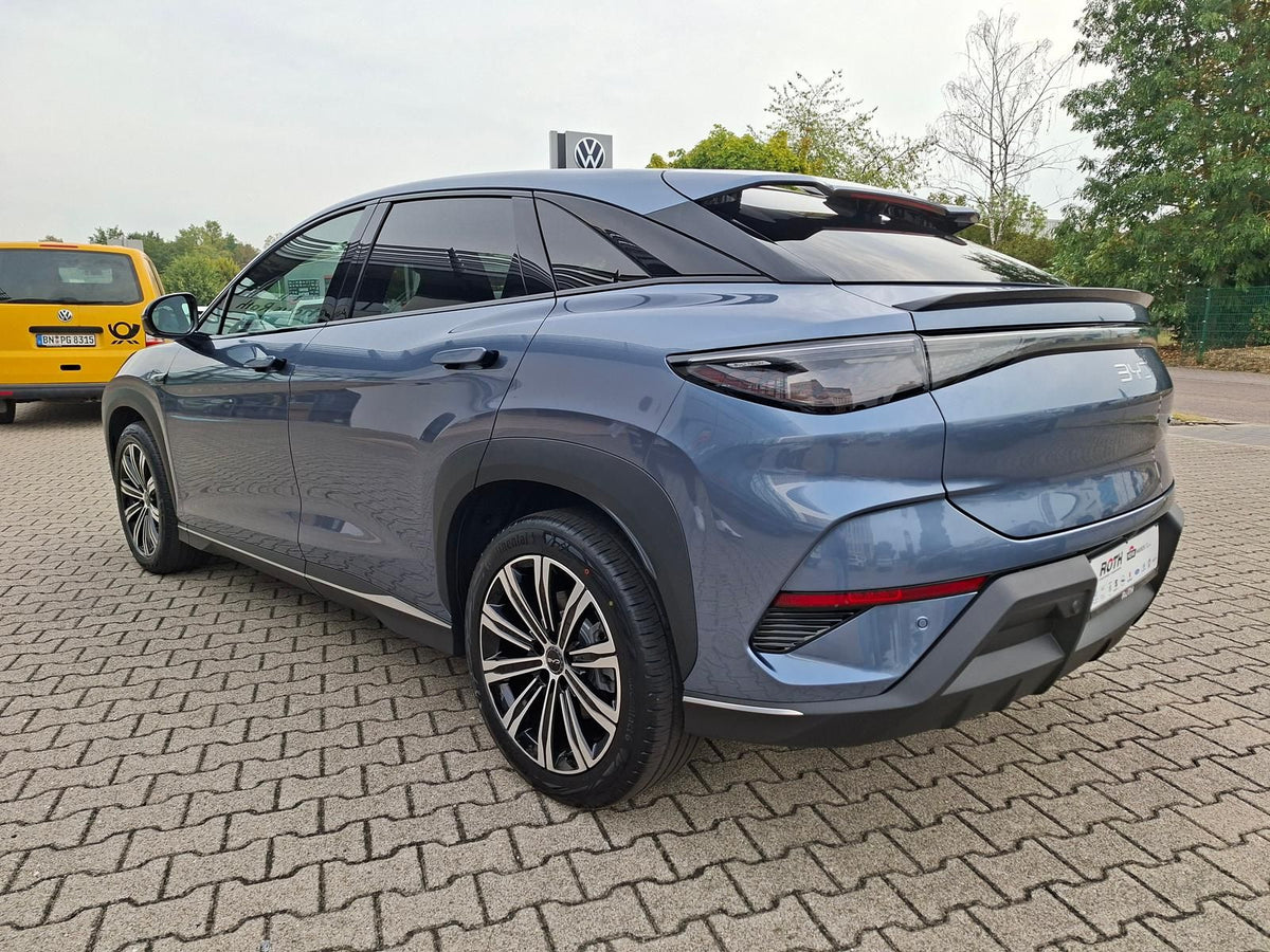 BYD Sealion 7
