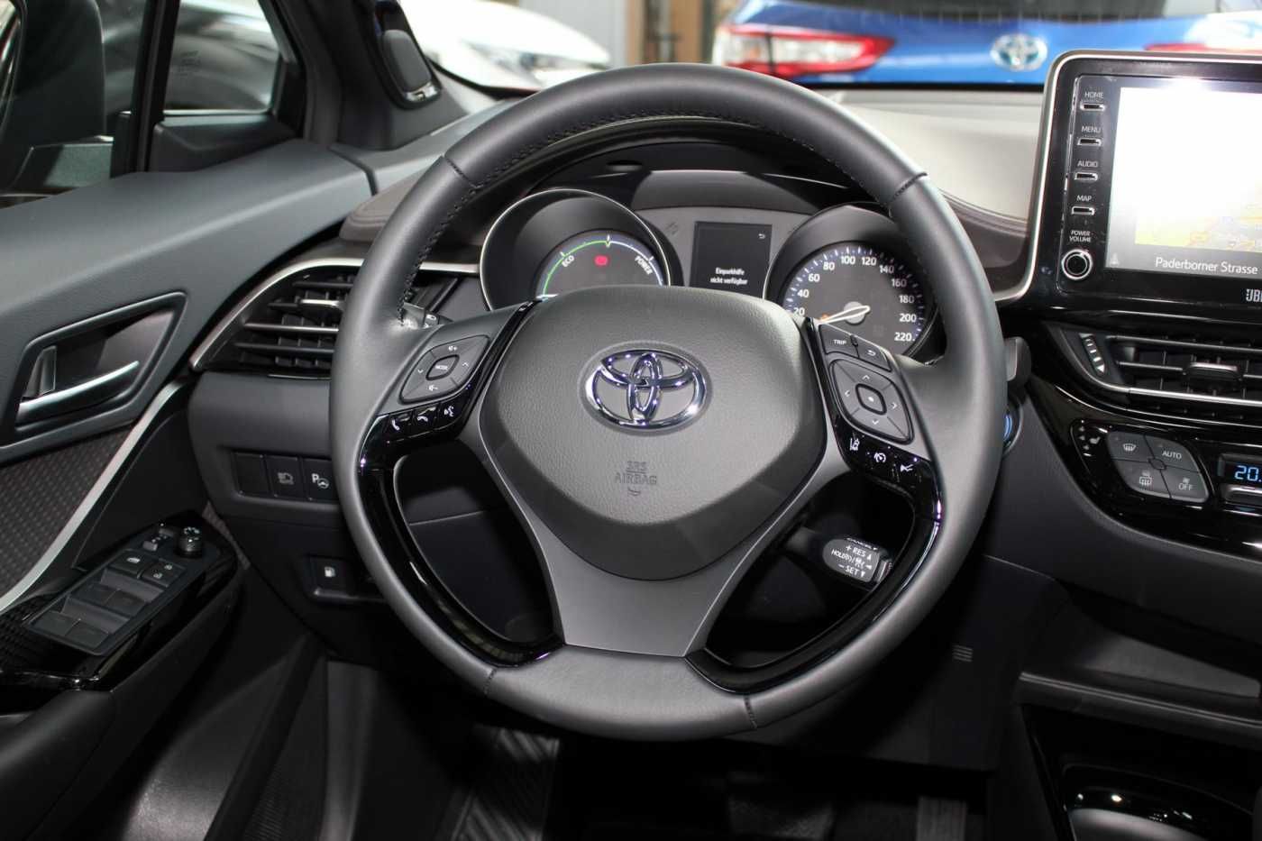 Toyota C-HR 2.0 Hybrid Orange Edition - Samsaru's Car Outlet