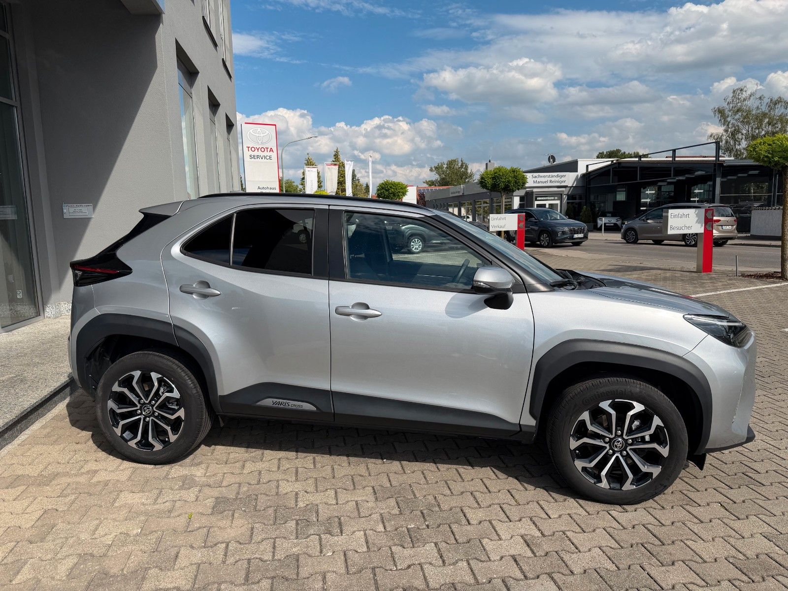 Toyota Yaris Cross 1.5l Hybrid Style*SHZ,Navi,PDC v+h*