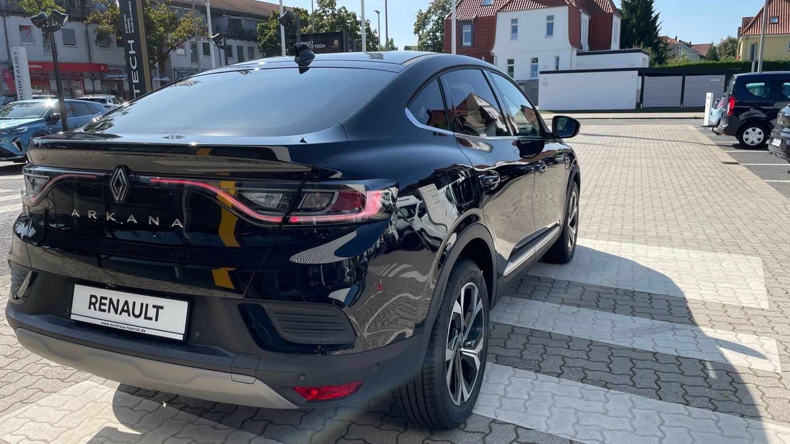 Renault Arkana TECHNO Mild Hybrid - Samsaru's Car Outlet