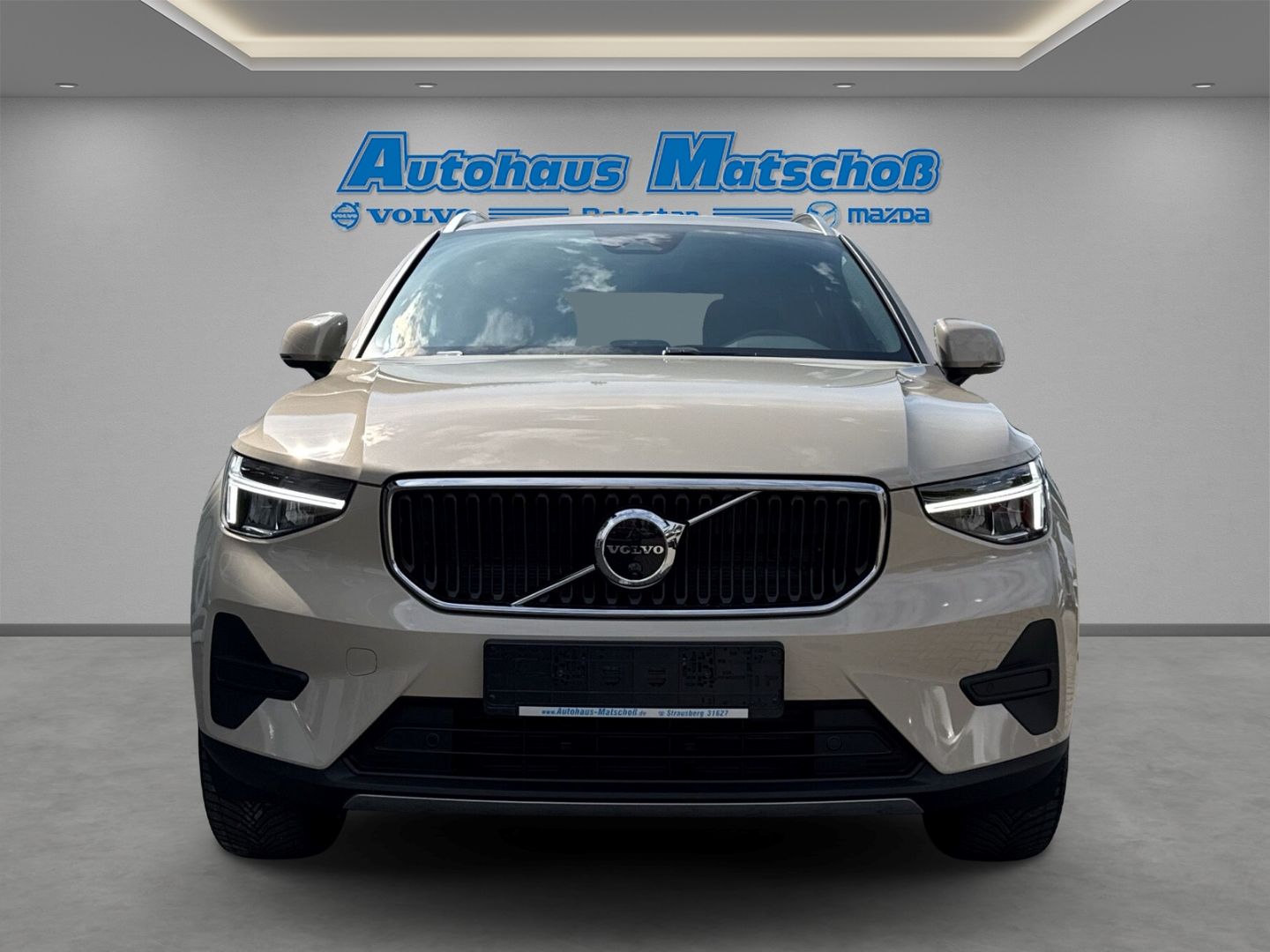 Volvo XC40 Core B3 - Samsaru's Car Outlet