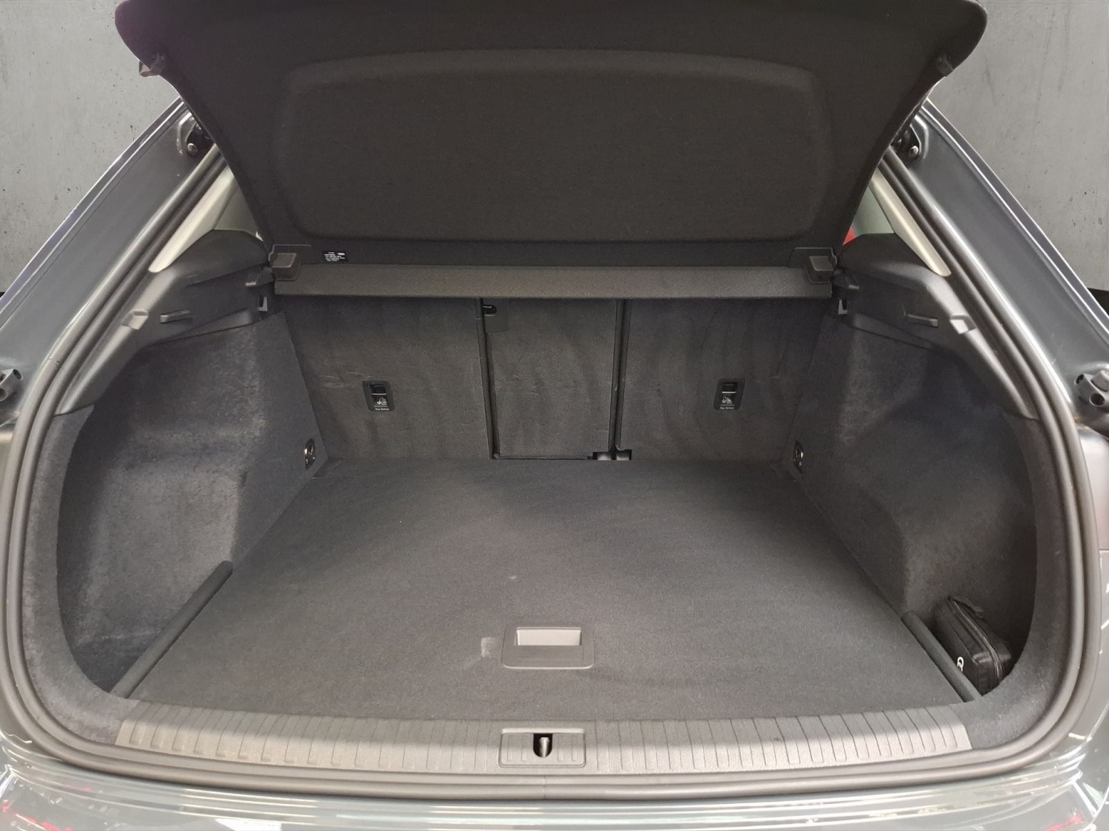 Audi Q3 40 TDI quattro - Samsaru's Car Outlet