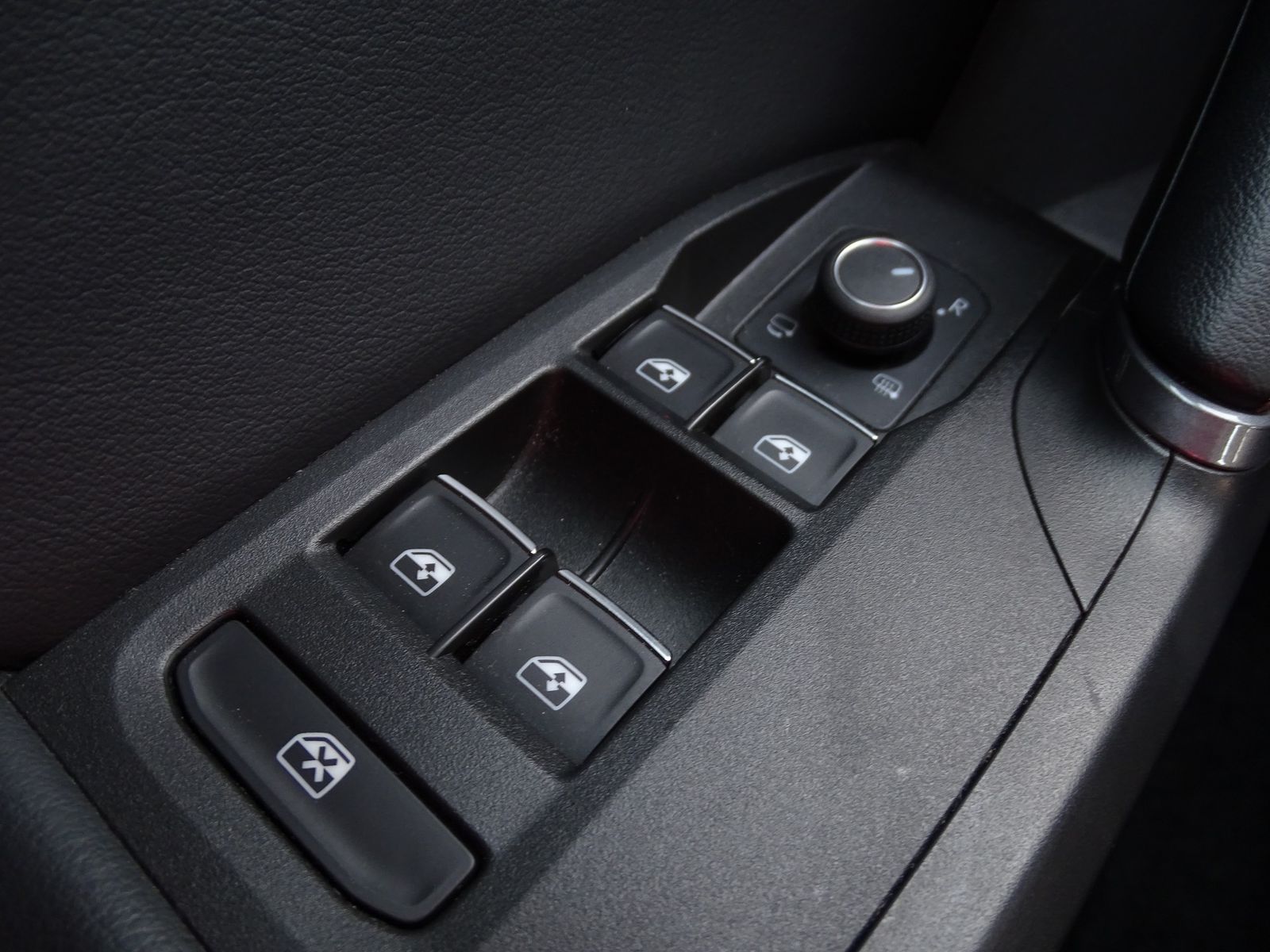 Cupra Formentor VZ 2.0 TSI 4Drive DSG LED Navi ACC AHK