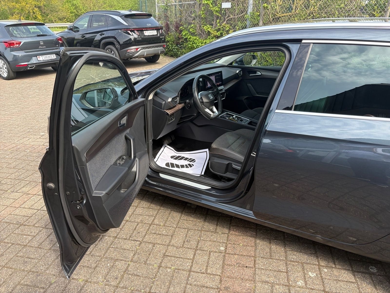 Seat Leon ST 2.0 TDI DSG XCELLENCE +AHK +LED+ACC +RKA