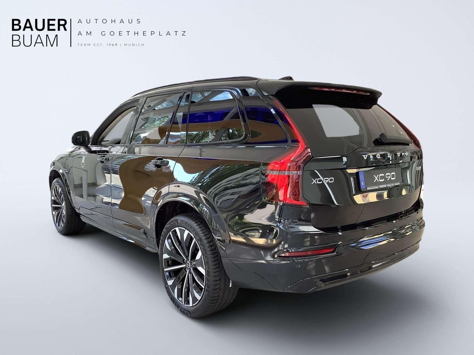 Volvo XC90 Ultra Dark Recharge Plug-In Hybrid AWD