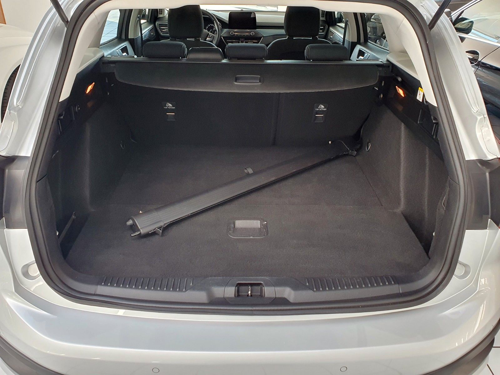 Ford Focus Turnier Active - Samsaru's Car Outlet