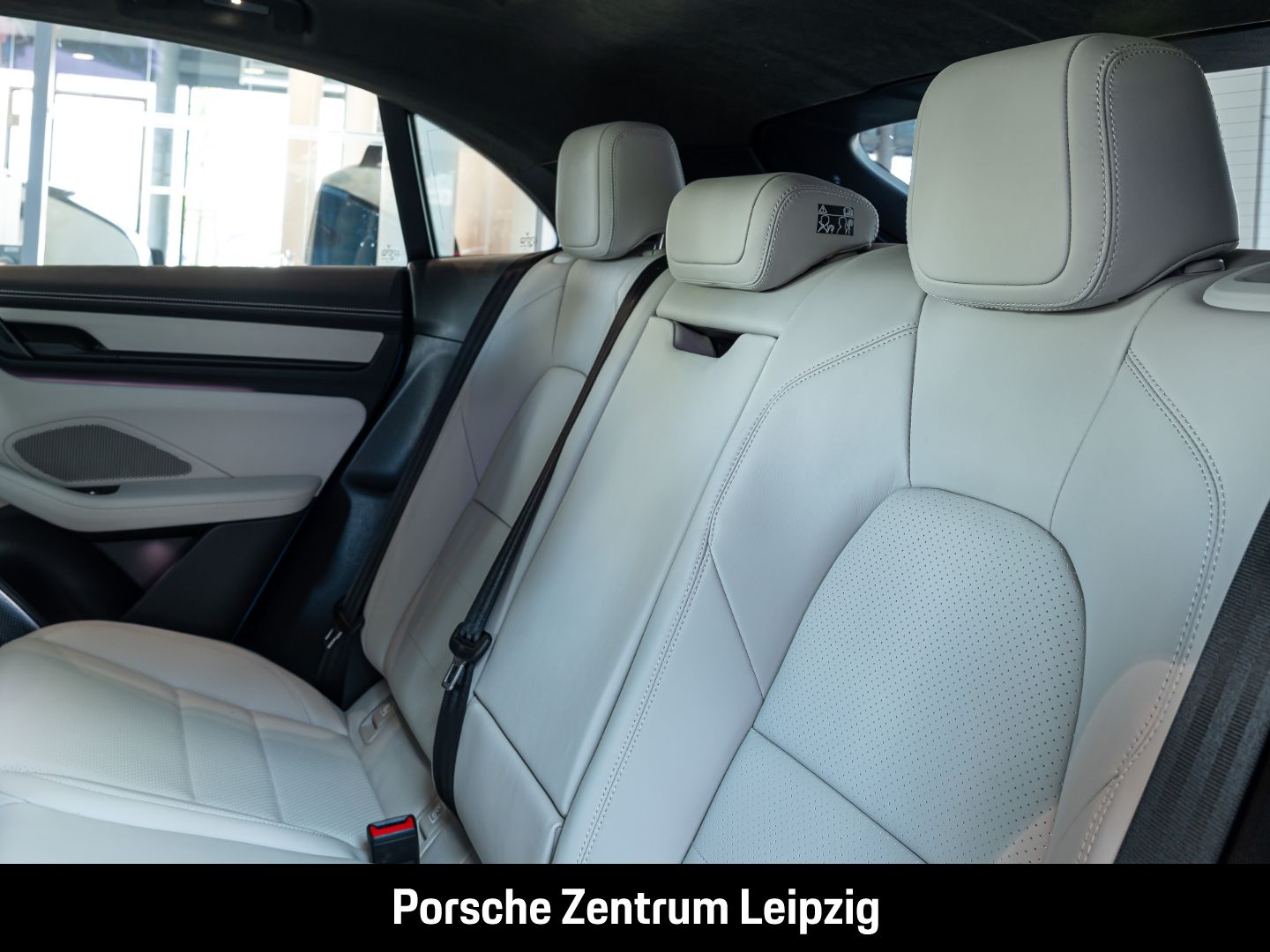 Porsche Macan Turbo FnW Miamiblau! Burmester AR-HeadUp