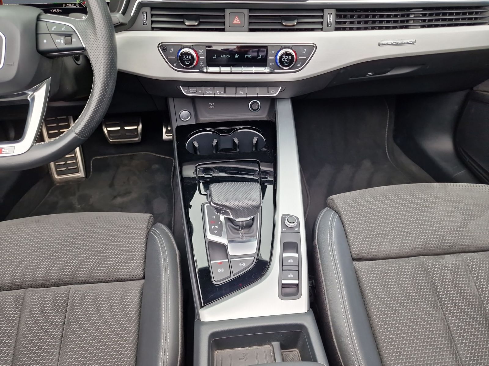 Audi A5 Cabriolet 40 TDI qu 2x S line MATRIX AHK 19"