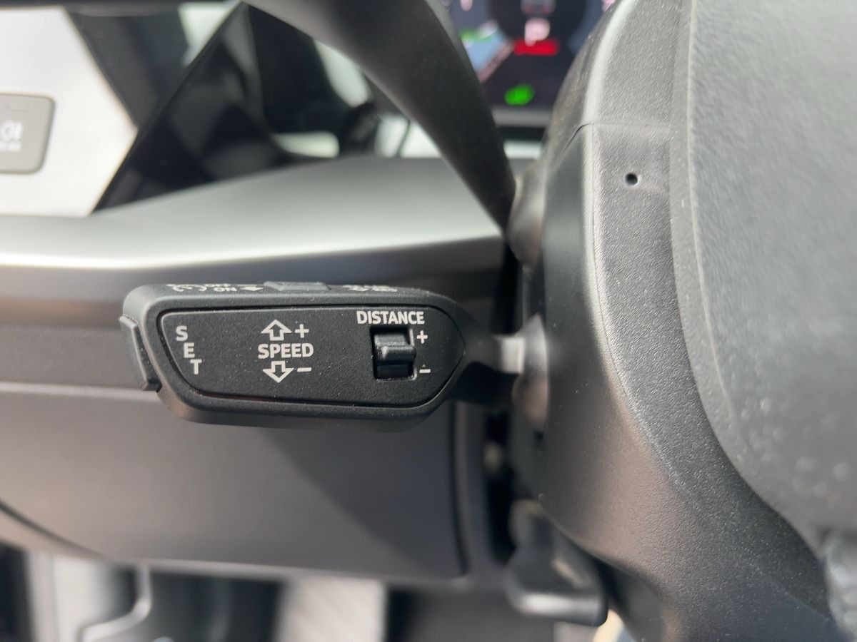 Audi A3 Sportback 45 TFSI e S line - Samsaru's Car Outlet