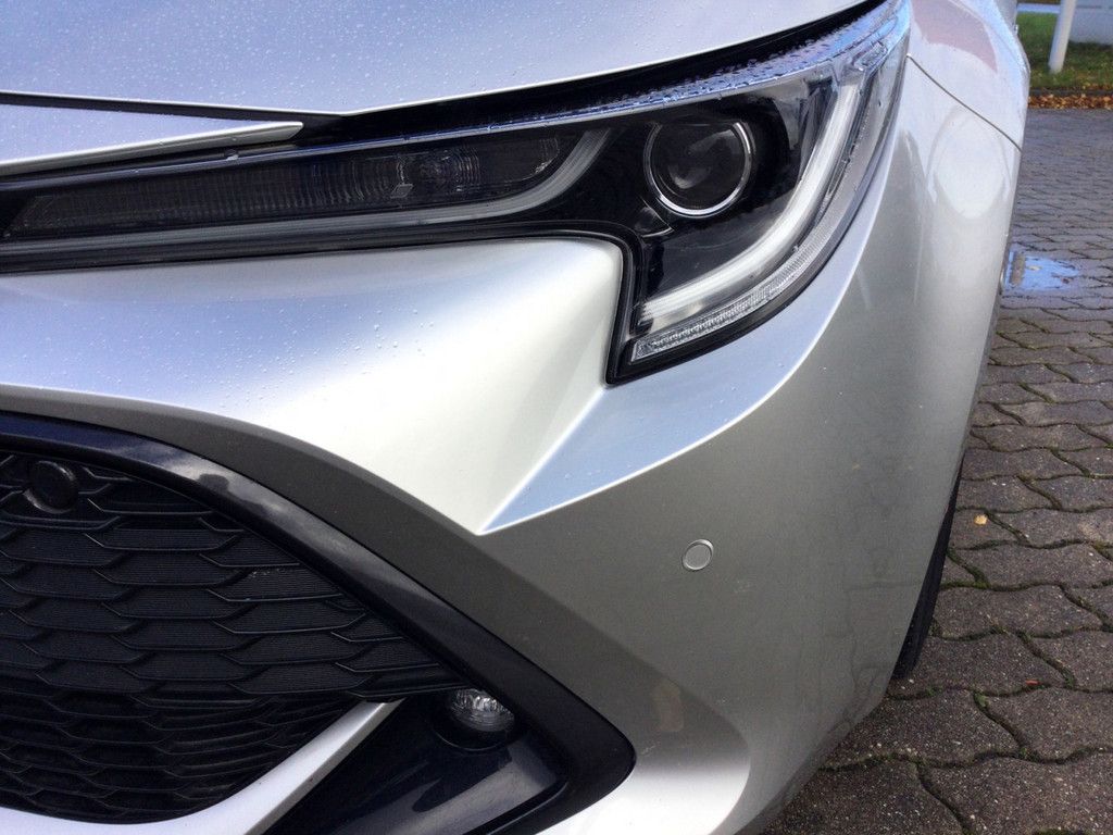 Toyota Corolla Touring Sports 2.0 Hybrid Team D ACC LED